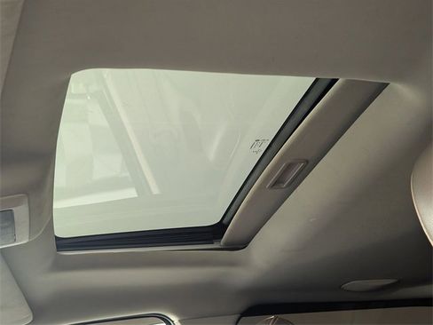 Used 2013 RAM 1500 Laramie Longhorn w/ Convenience Group image 12