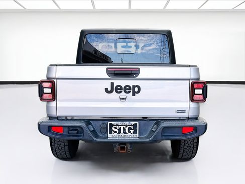 Used 2020 Jeep Gladiator Overland AWD/4WD image 5