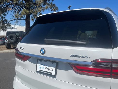 Used 2021 BMW X7 xDrive40i w/ Premium Package AWD/4WD image 14