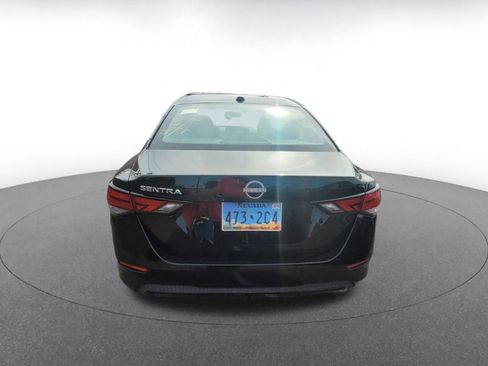 Used 2025 Nissan Sentra SV image 6