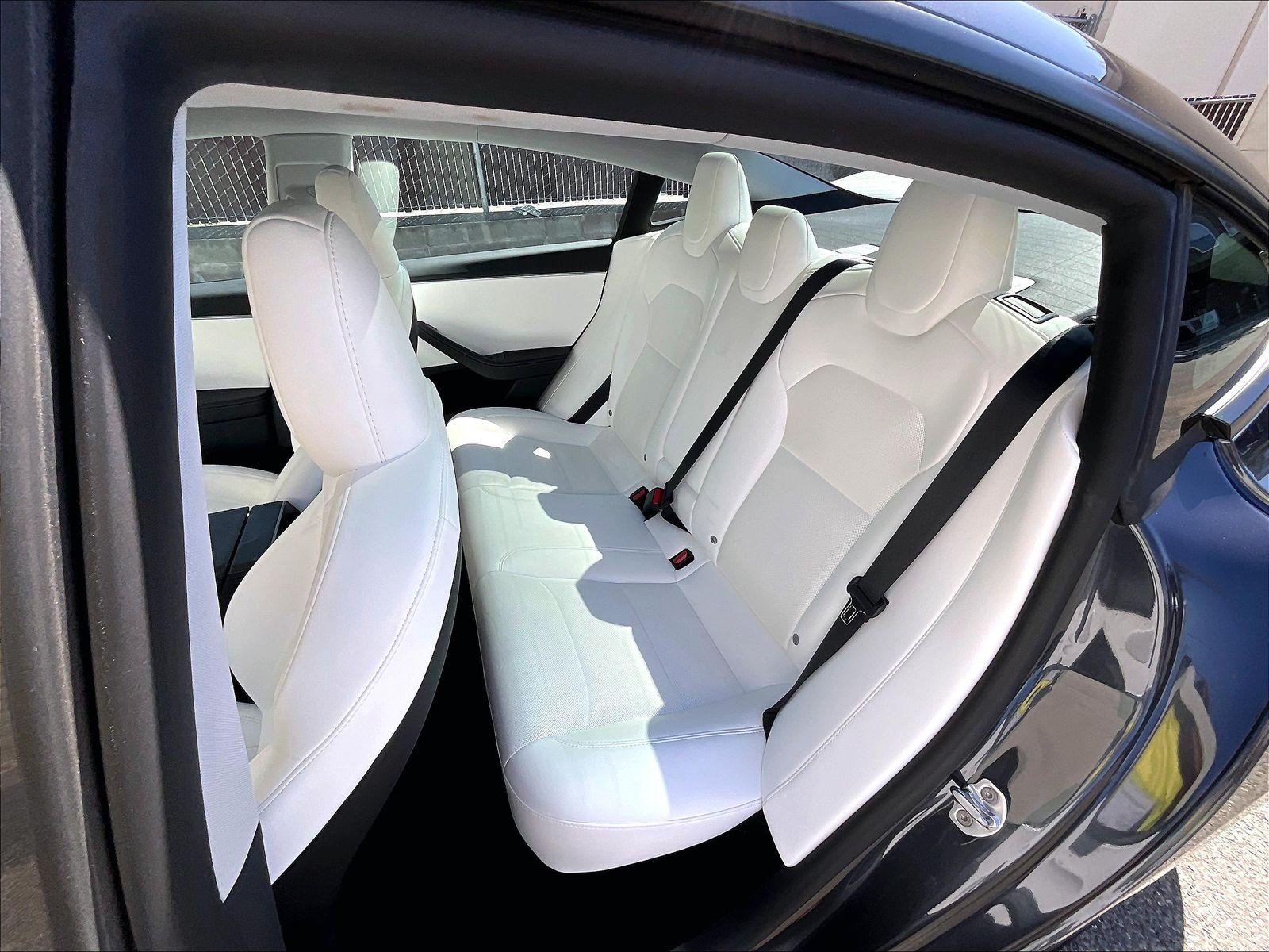 Used 2025 Tesla Model 3 Long Range RWD image 23