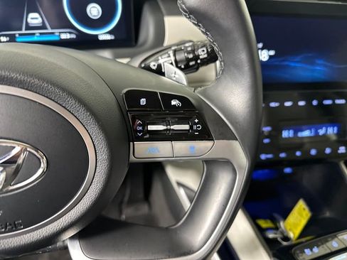 Certified 2023 Hyundai Tucson Limited image 16