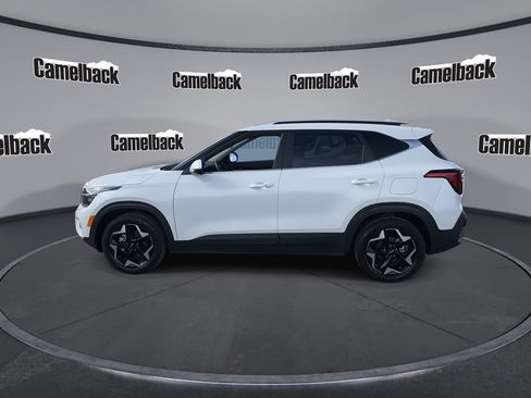 Certified 2025 Kia Seltos EX w/ EX Sunroof Package FWD image 4