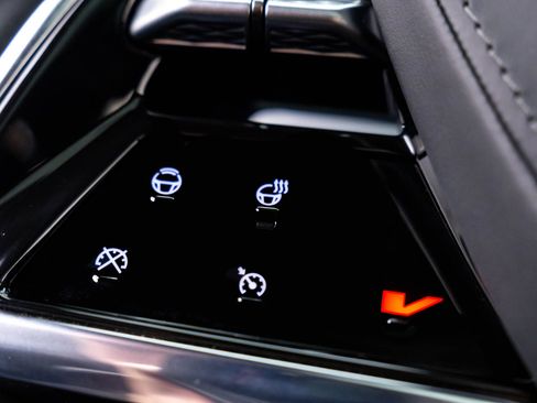 New 2025 Cadillac Escalade IQ Sport 2 w/ LPO, ONYX Package image 30