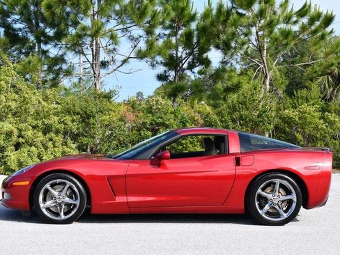 Used 2012 Chevrolet Corvette Coupe w/ 3LT Preferred Equipment Group RWD image 23