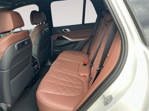 New 2026 BMW X5 xDrive40i w/ M Sport Package image 13