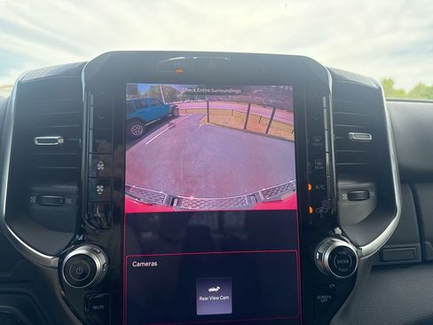 Used 2025 RAM 1500 Big Horn AWD/4WD image 25