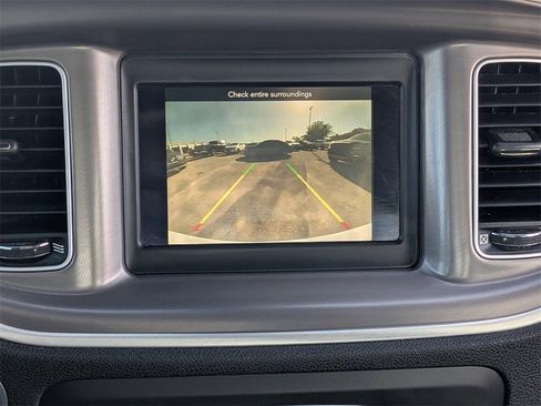 Used 2022 Dodge Charger SXT image 28