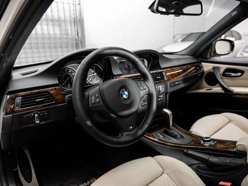 Used 2011 BMW 335d Sedan RWD image 3