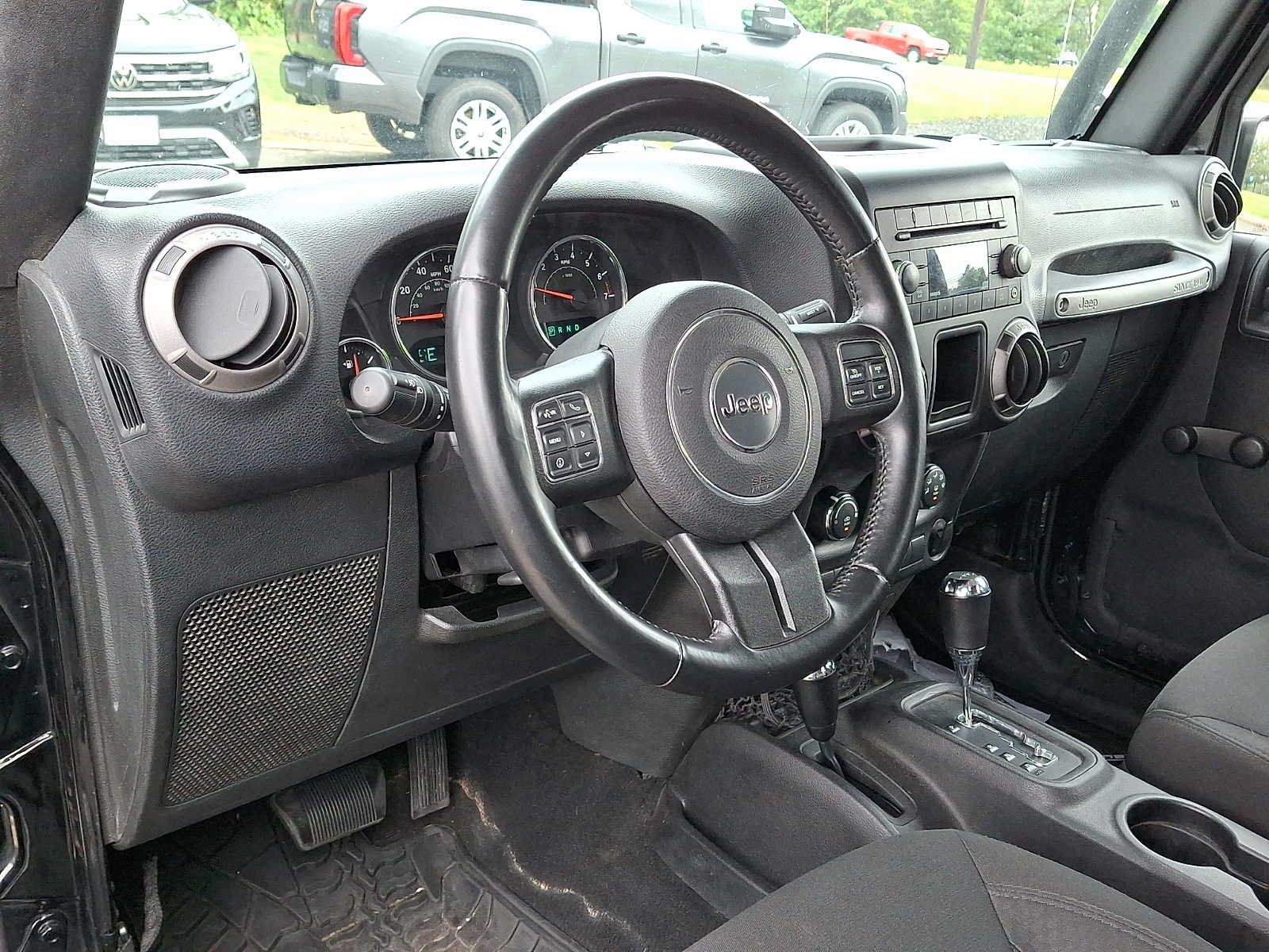 Used 2015 Jeep Wrangler Sport AWD/4WD image 11