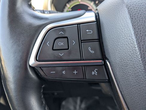 Used 2021 Toyota Highlander Limited AWD/4WD image 20