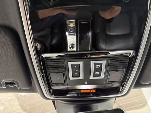 Used 2019 Land Rover Range Rover image 29