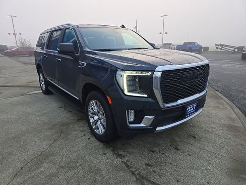 Used 2021 GMC Yukon XL Denali image 8