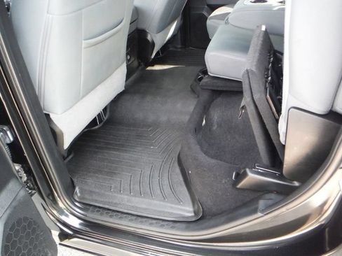 Certified 2018 RAM 1500 Big Horn AWD/4WD image 43
