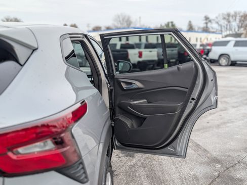 New 2026 Chevrolet Trax LS image 29