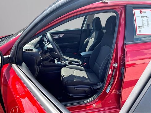 Used 2024 Kia Forte LXS w/ LXS Technology Package FWD image 26