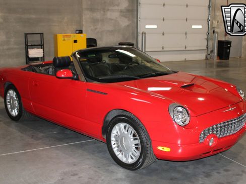 Used 2002 Ford Thunderbird image 7