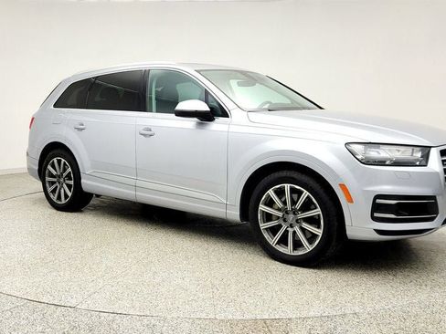 Used 2018 Audi Q7 3.0T Prestige AWD/4WD image 3