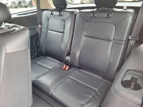 Used 2022 Lincoln Aviator AWD w/ Class IV Trailer Tow Package image 27