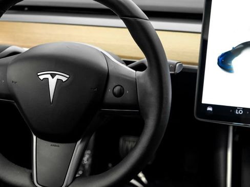 Used 2019 Tesla Model 3 Standard Range Plus RWD image 27