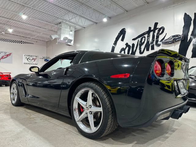 Used 2011 Chevrolet Corvette Coupe w/ 1LT RWD image 2