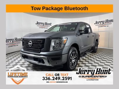 Used 2024 Nissan Titan SV w/ SV Convenience Package