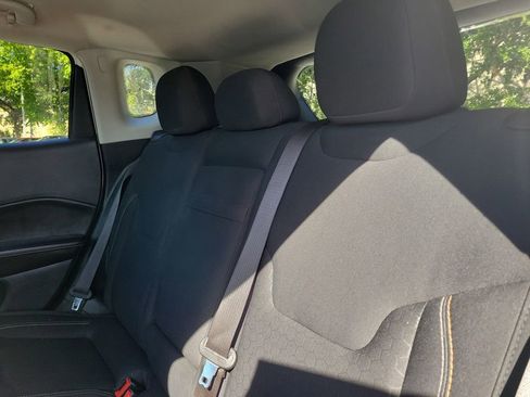 Used 2019 Jeep Compass Sport w/ Tech Group image 18