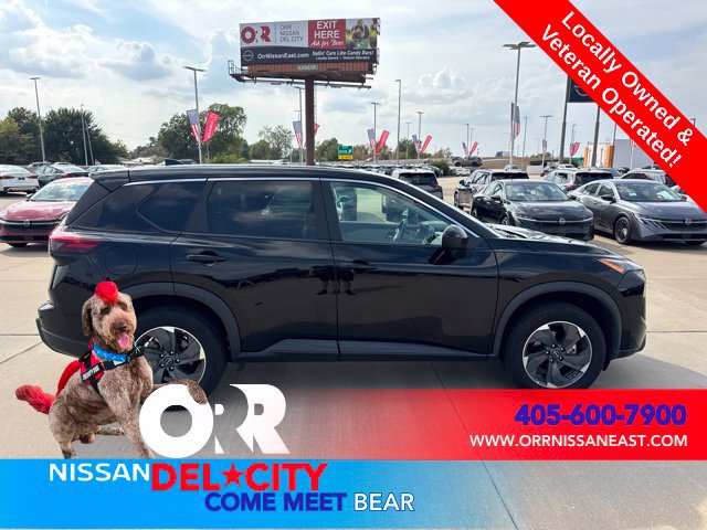 Used 2025 Nissan Rogue SV FWD image 6