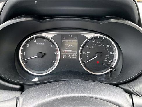 Used 2024 Nissan Versa S w/ S Plus Package image 10