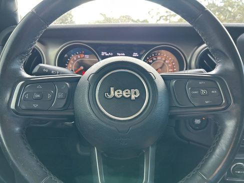 Used 2020 Jeep Gladiator Sport w/ Quick Order Package 24S image 21