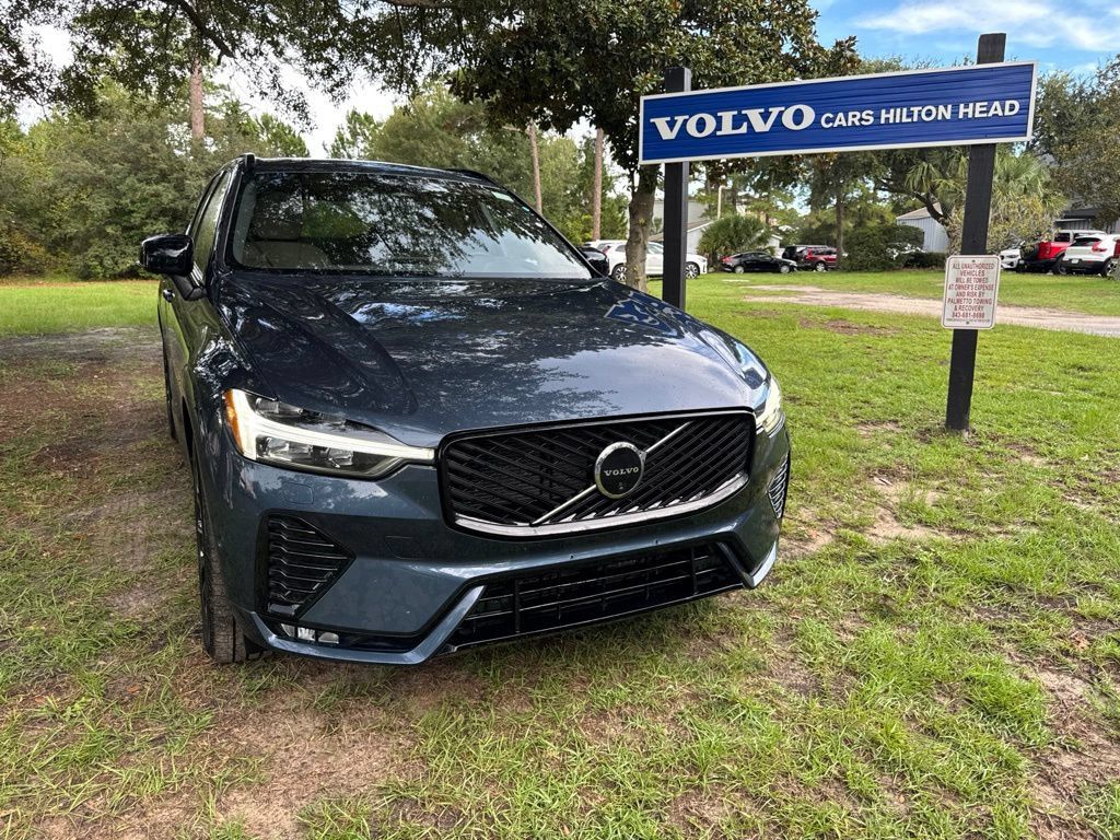 Certified 2026 Volvo XC60 B5 Plus AWD/4WD image 2