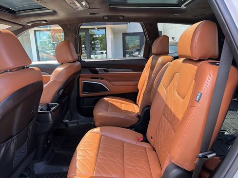 Certified 2025 Kia Telluride SX Prestige X-Line AWD/4WD image 19