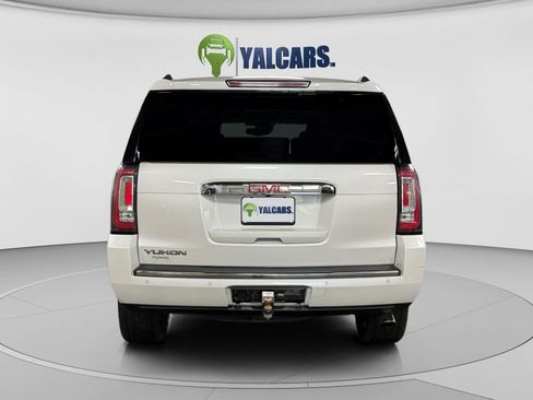 Used 2017 GMC Yukon Denali AWD/4WD image 4