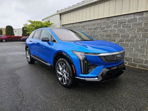 New 2026 Cadillac Optiq Luxury 2 AWD/4WD image 10