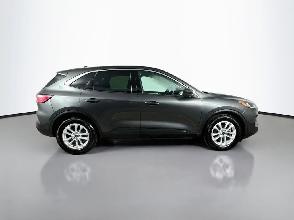 Used 2020 Ford Escape SE FWD image 9