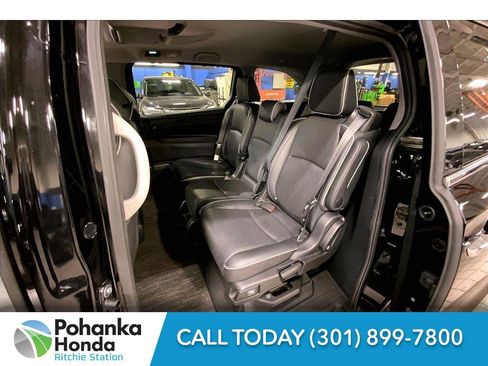 Used 2024 Honda Odyssey Elite image 19