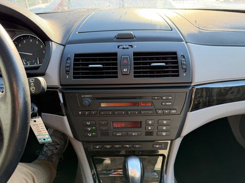 Used 2007 BMW X3 3.0si image 32