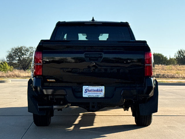 Used 2026 Toyota Tacoma SR5 AWD/4WD image 8