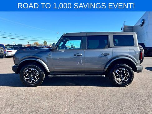 Used 2024 Ford Bronco Outer Banks image 3