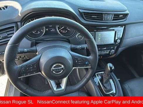 Used 2020 Nissan Rogue SL w/ Premium Package image 18