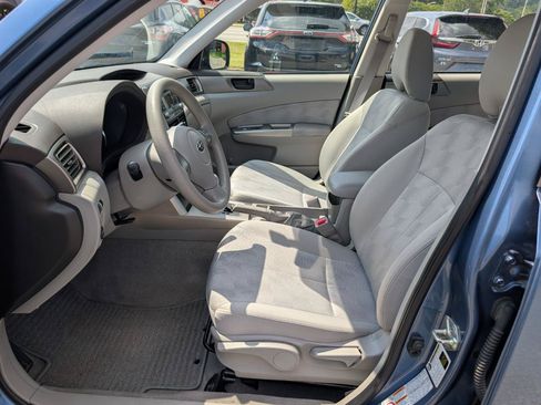 Used 2010 Subaru Forester 2.5X AWD/4WD image 13