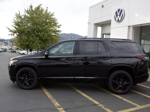 Used 2020 Chevrolet Traverse Premier image 8