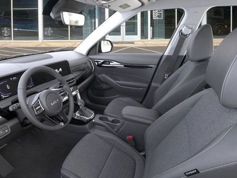 New 2026 Kia Seltos S AWD/4WD image 17