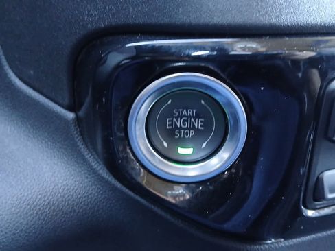 Used 2025 Chevrolet Silverado 3500 LTZ w/ LTZ Plus Package image 29