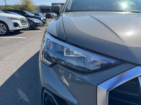 Used 2022 Audi Q3 2.0T Premium image 24