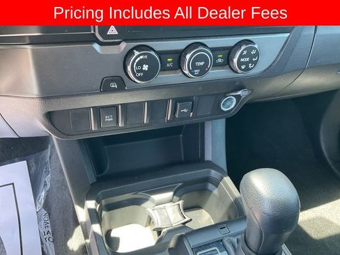 Used 2022 Toyota Tacoma SR RWD image 10