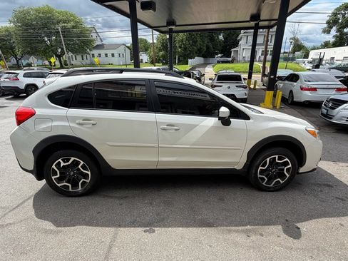 Used 2016 Subaru Crosstrek 2.0i Premium AWD/4WD image 6
