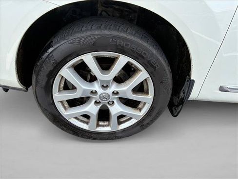 Used 2013 Nissan Rogue SL AWD/4WD image 9