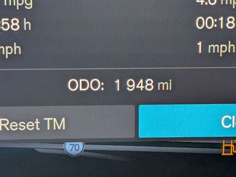 Used 2023 Volvo XC60 B6 Ultimate w/ Climate Package image 33