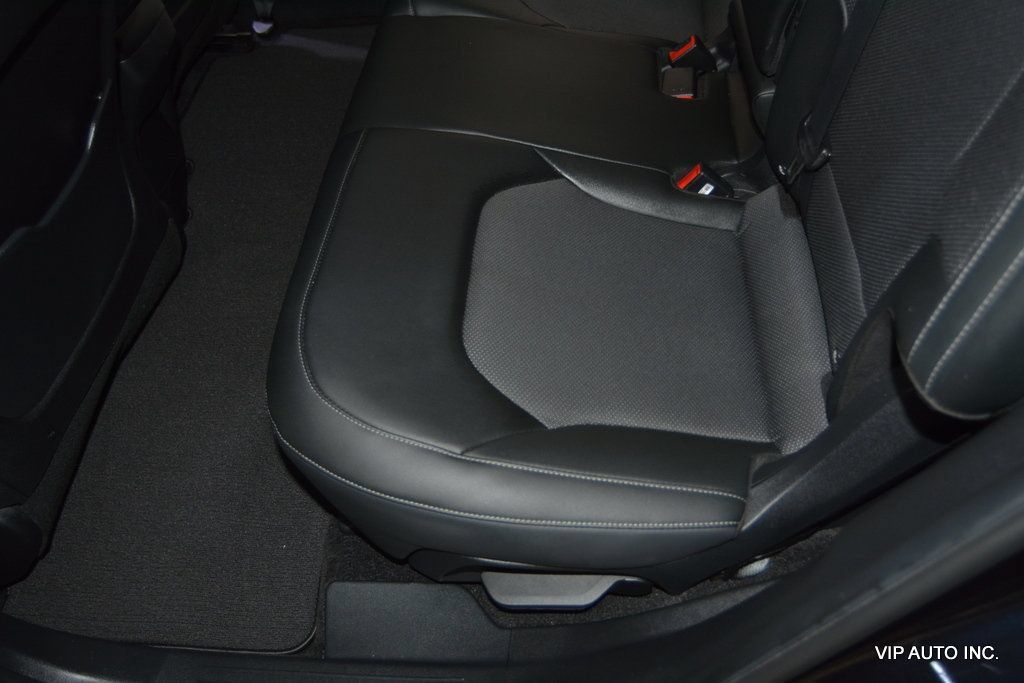 Used 2022 Kia EV6 Light RWD image 25